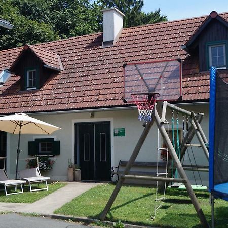 Ferienhaus Schonmaier Βίλα Gnas Εξωτερικό φωτογραφία